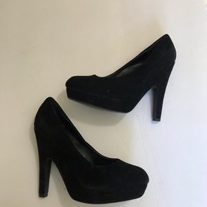Jessica Simpson heels